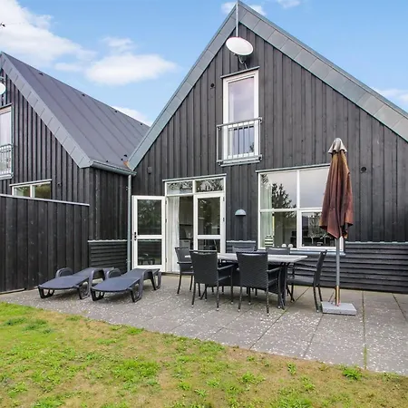 Lucjan - 800m From The Sea By Interhome Vejers Strand